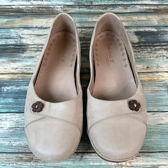 Timberland Loafers Womens 6M Beige Leather Slip On Flats Shoes - Picture 3 of 11